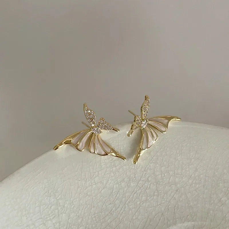 ✨ Elegant Zircon Butterfly Stud Earrings – Autumn & Winter Light Luxury Jewelry 🦋💎