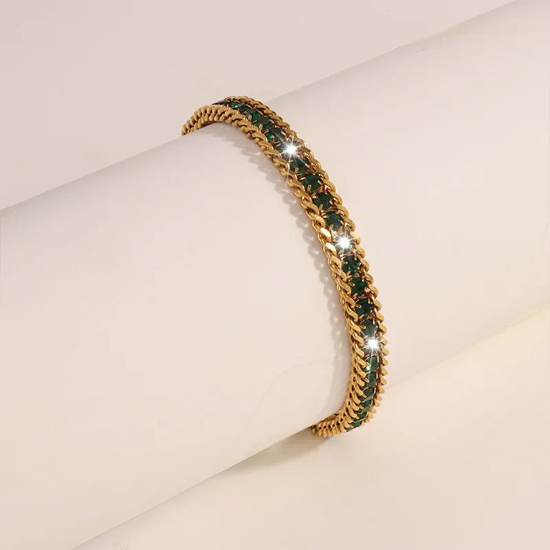 ✨ Minimalist 3-Strand Charm Bracelet – Embedded Zircon 💎