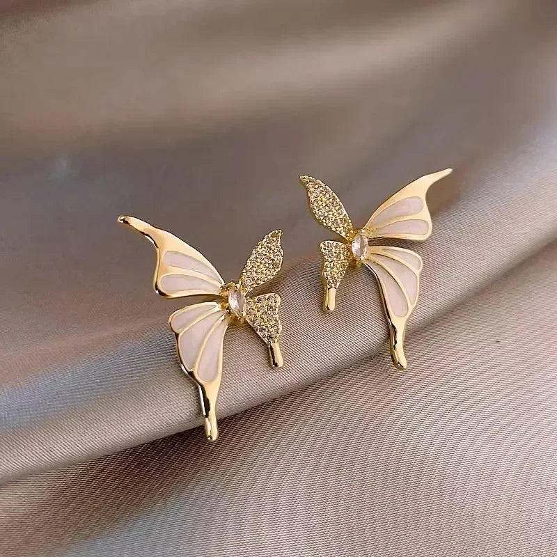 ✨ Elegant Zircon Butterfly Stud Earrings – Autumn & Winter Light Luxury Jewelry 🦋💎