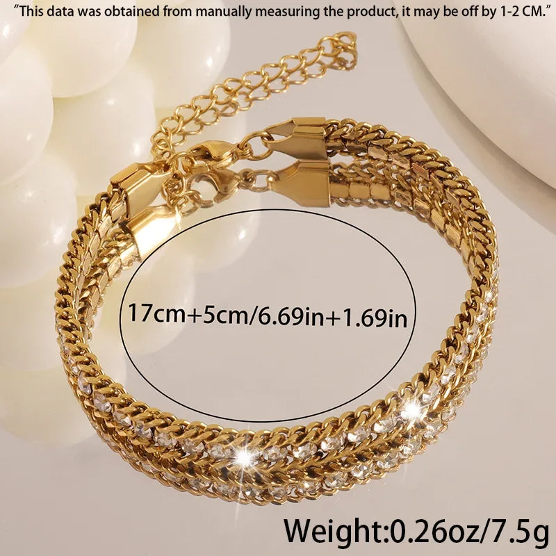✨ Minimalist 3-Strand Charm Bracelet – Embedded Zircon 💎